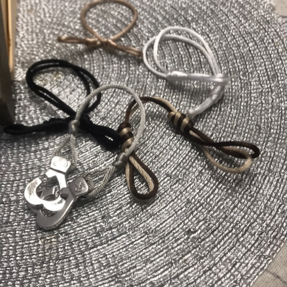 Bracelet - Picture 2 of 4